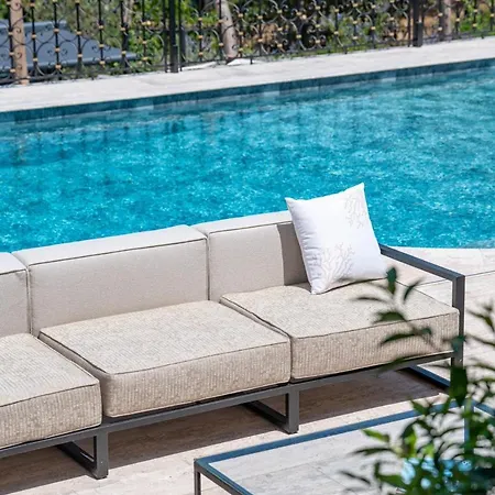 Вилла 8 Piscine Sauna Jacuzzi, A 3mn Des Plages De Pampelonne *