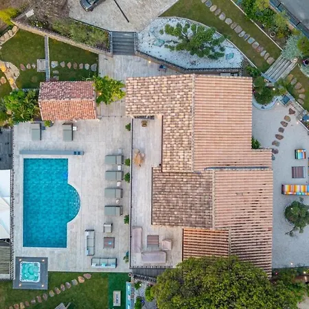 8 Piscine Sauna Jacuzzi, A 3mn Des Plages De Pampelonne